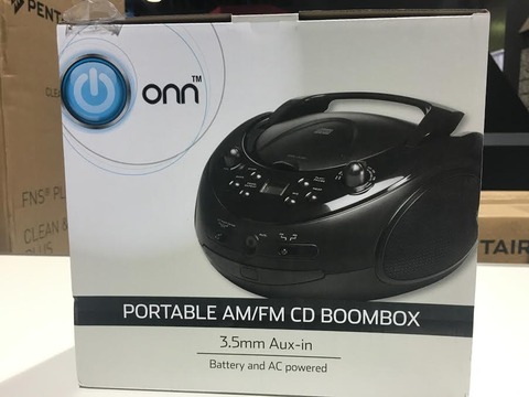 FRIDAY-----2017 AM/FM CD Boom Box